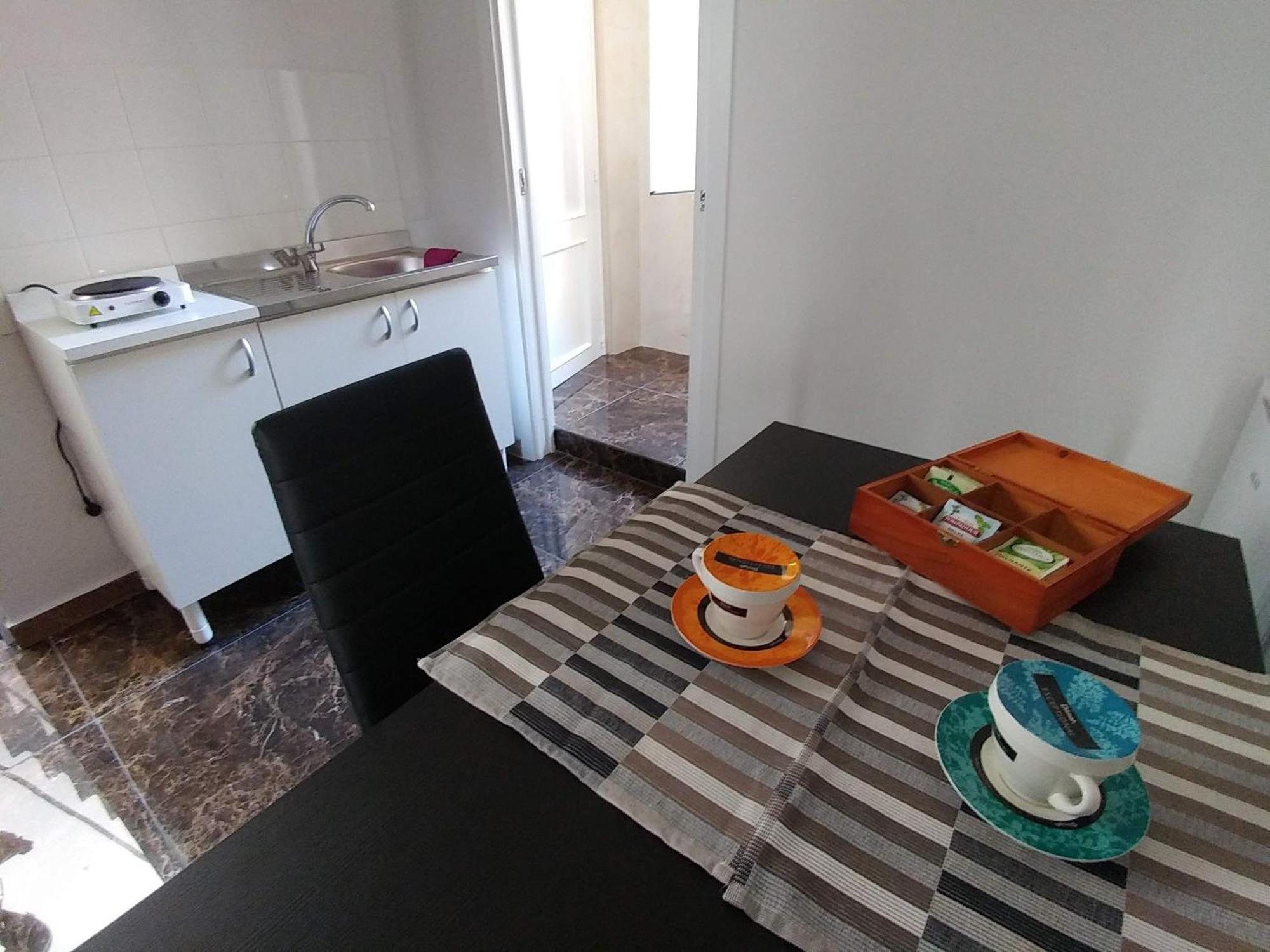 B&B Montebello Трани Экстерьер фото