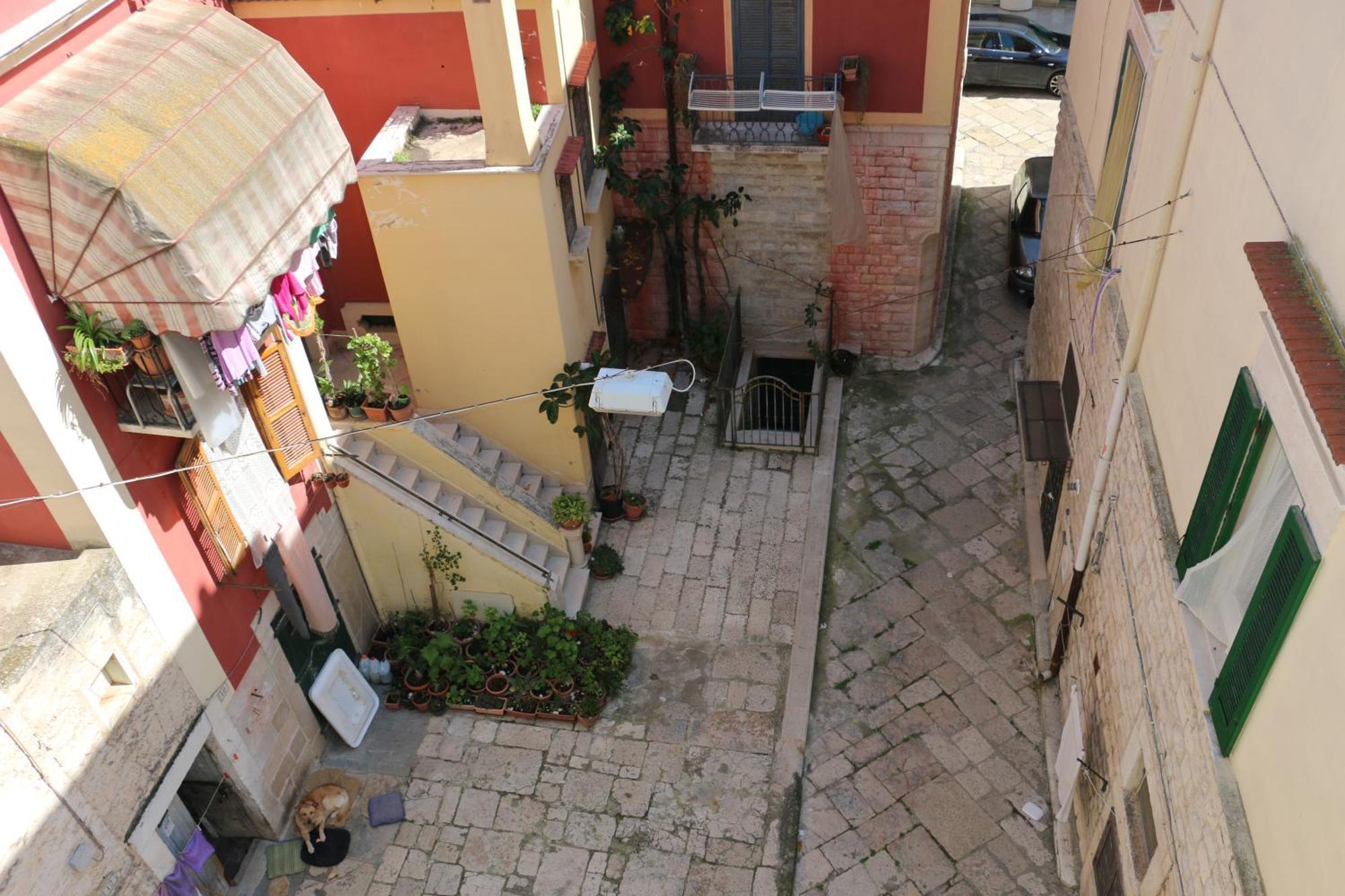 B&B Montebello Трани Экстерьер фото