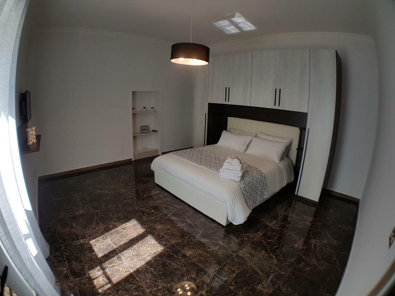 B&B Montebello Трани Экстерьер фото