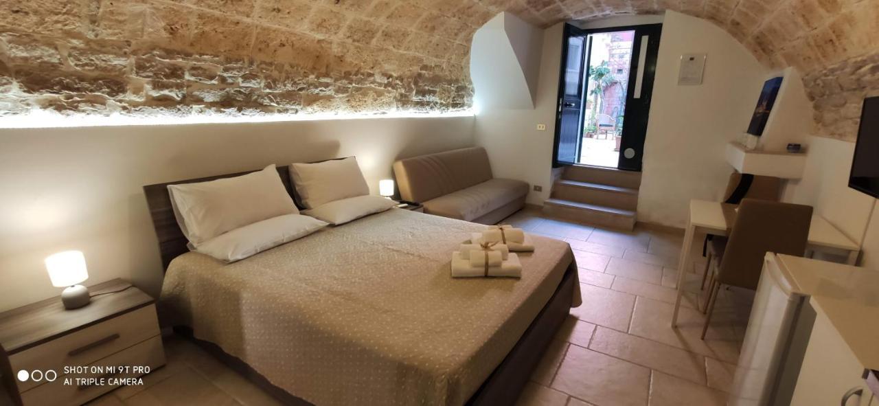 B&B Montebello Трани Экстерьер фото